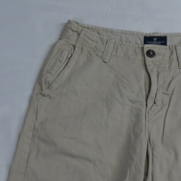 American Eagle 30‎ x 11" Stone Khaki Longboard Chino Shorts - Picture 2 of 7